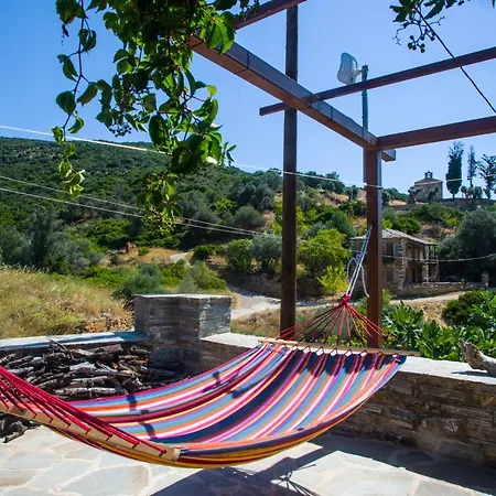 Iris' Traditional Stone House *